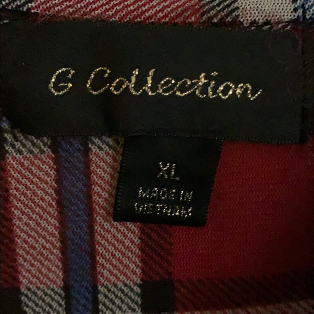Sleeveless button down. - Picture 2 of 3